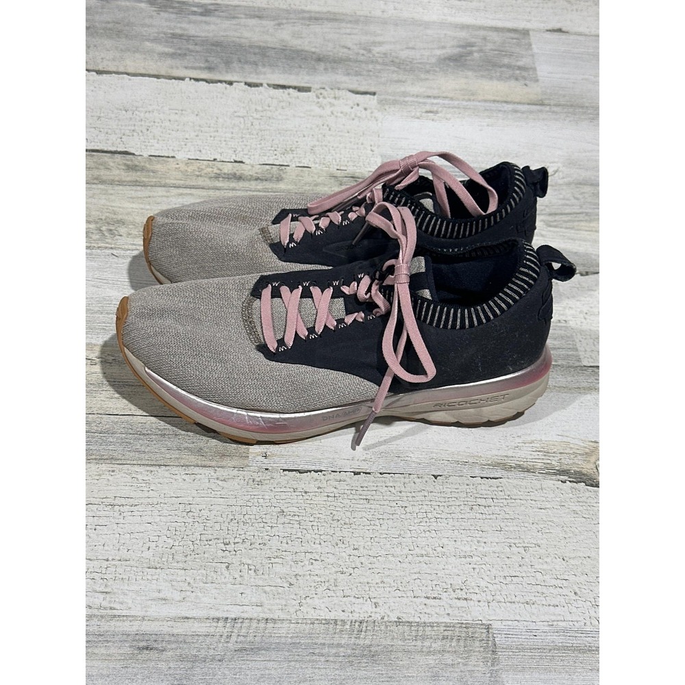 Brooks Ricochet Running Shoes Women 9 Grey Black Pink DNA AMP GUC